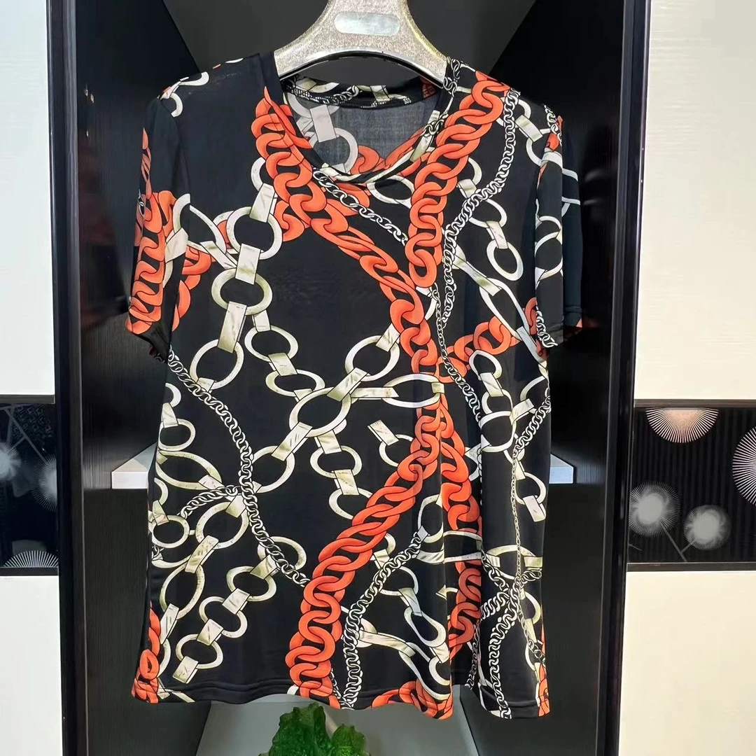 夏季时尚百搭女衫