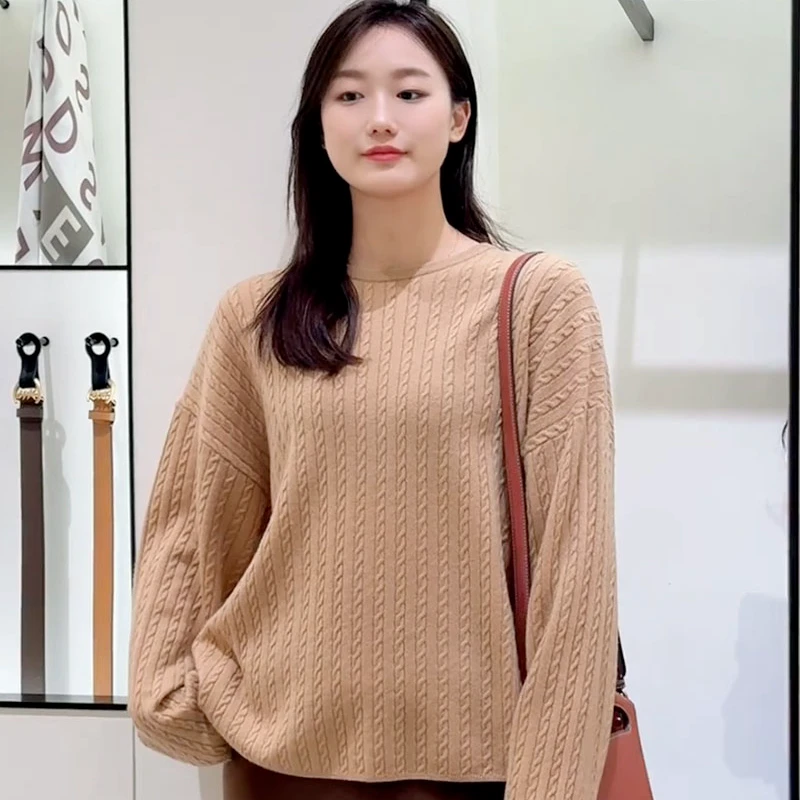 小禾女装2024秋冬新款低圆领粗纺小麻花绞花套头针织衫宽松毛衣