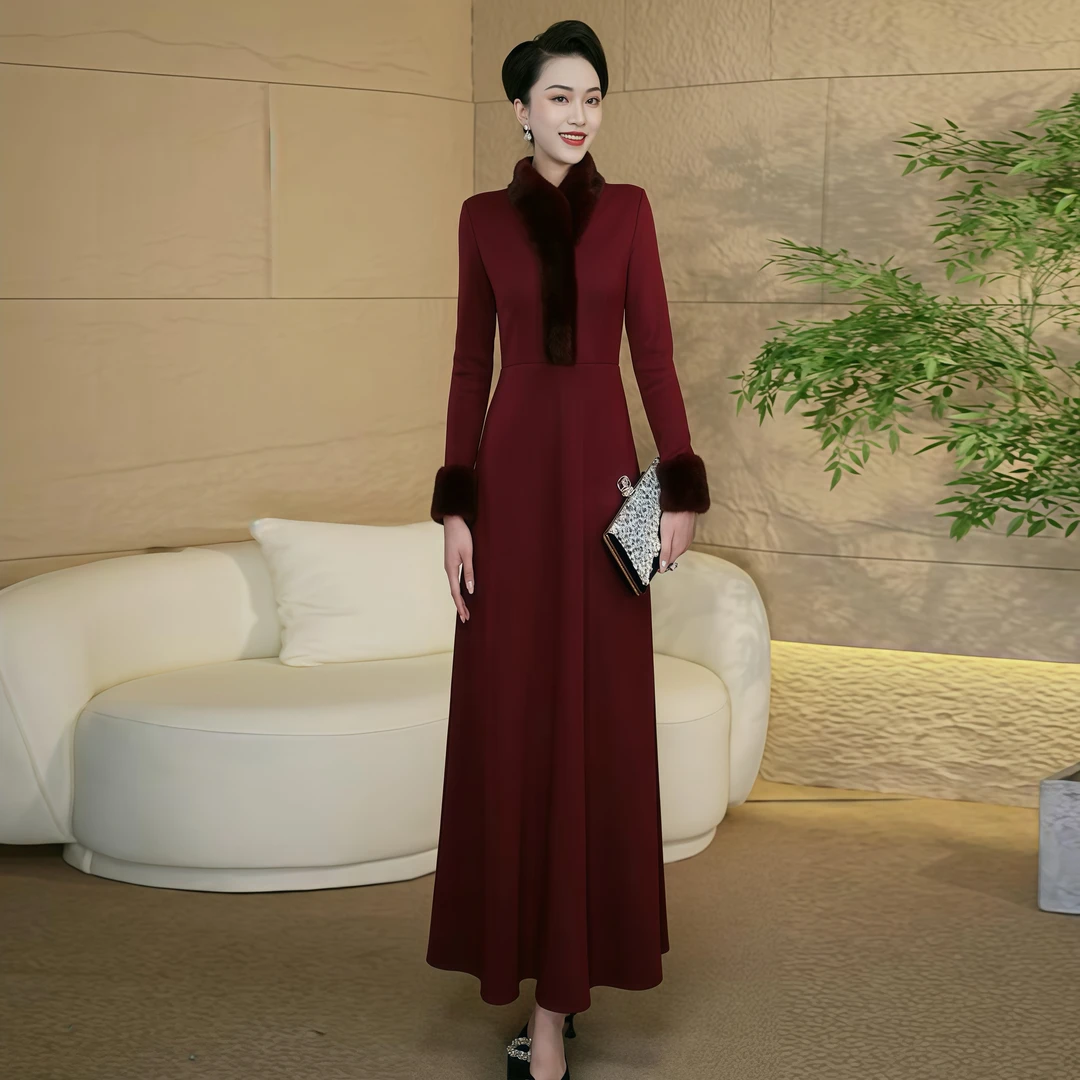 加绒加厚雪尼尔绒连衣裙2024冬季新款显瘦保暖气质大摆长裙3045