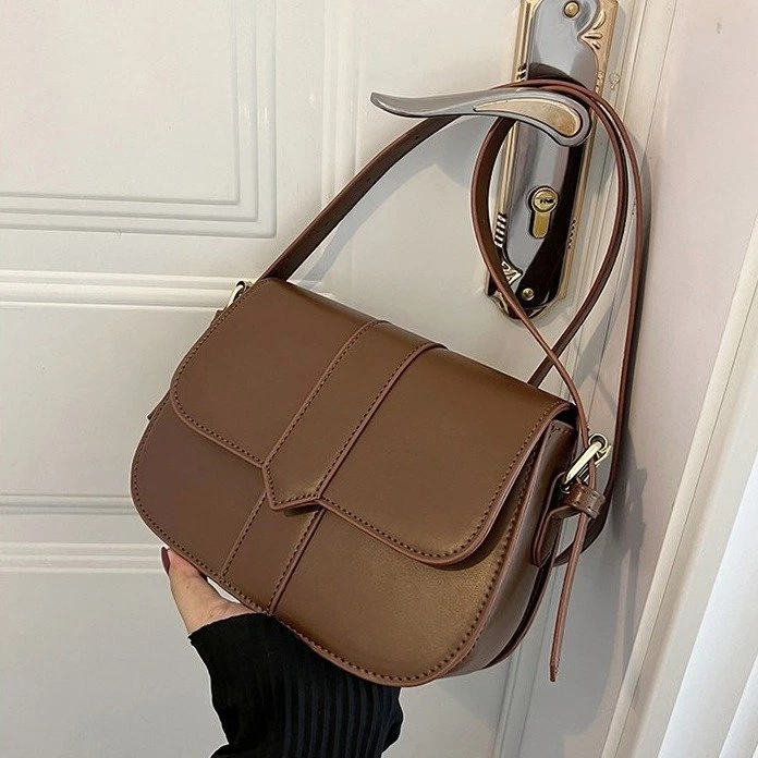 小包包女新款包包港风复古马鞍包时尚质感单肩腋下专用包斜挎包女