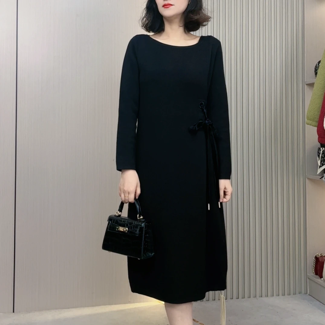 【安可甄选】秋冬新款修身气质百搭时尚打底黑色中长款蕾毛衣裙