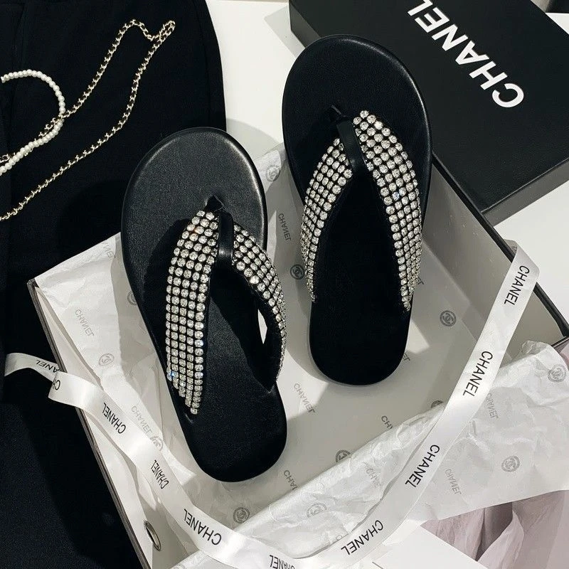 凯哥福利【人字拖】人字拖新款平底夹脚设计感凉拖鞋2022050213