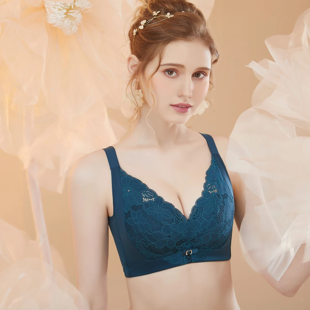 【笛姐专属】挺丰宝聚拢收副乳薄款调整型文胸8936