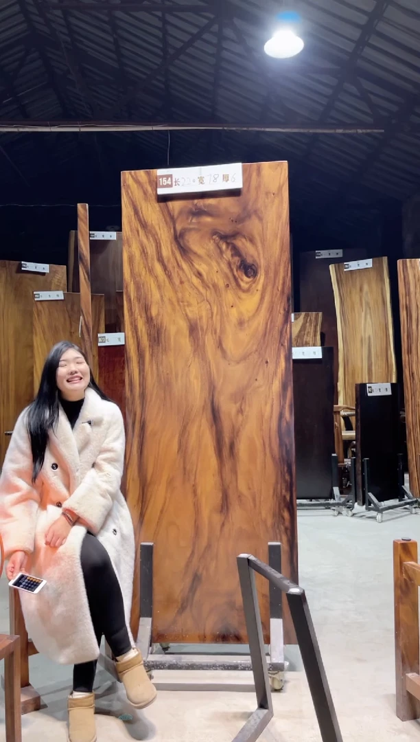 【闪购商品】胡桃木2张1.5米条凳3张Y椅