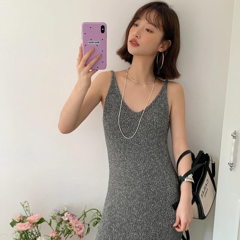 高级感长款深V针织吊带裙女夏季新款名媛风显瘦紧身包臀裙子2830
