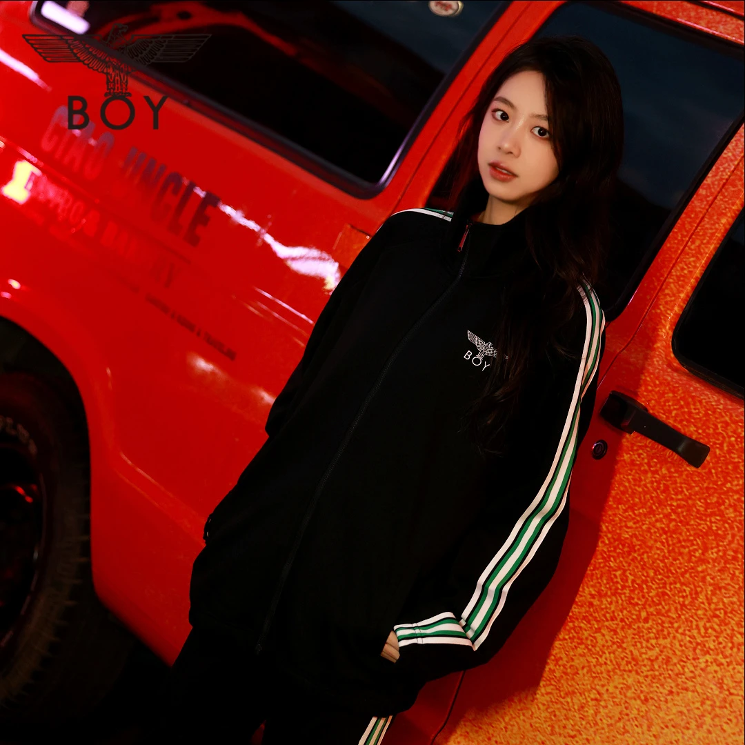 BOYLONDON秋季外套球服美式复古撞色条纹休闲宽松运动夹克N12001