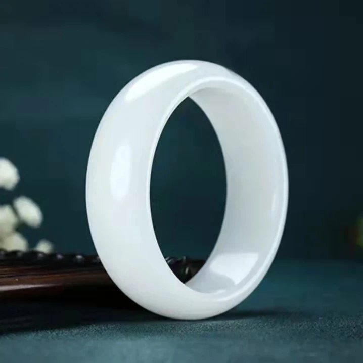 【加宽】轮胎手镯女款新疆白色女士真玉镯子送妈妈时尚一件佩礼盒