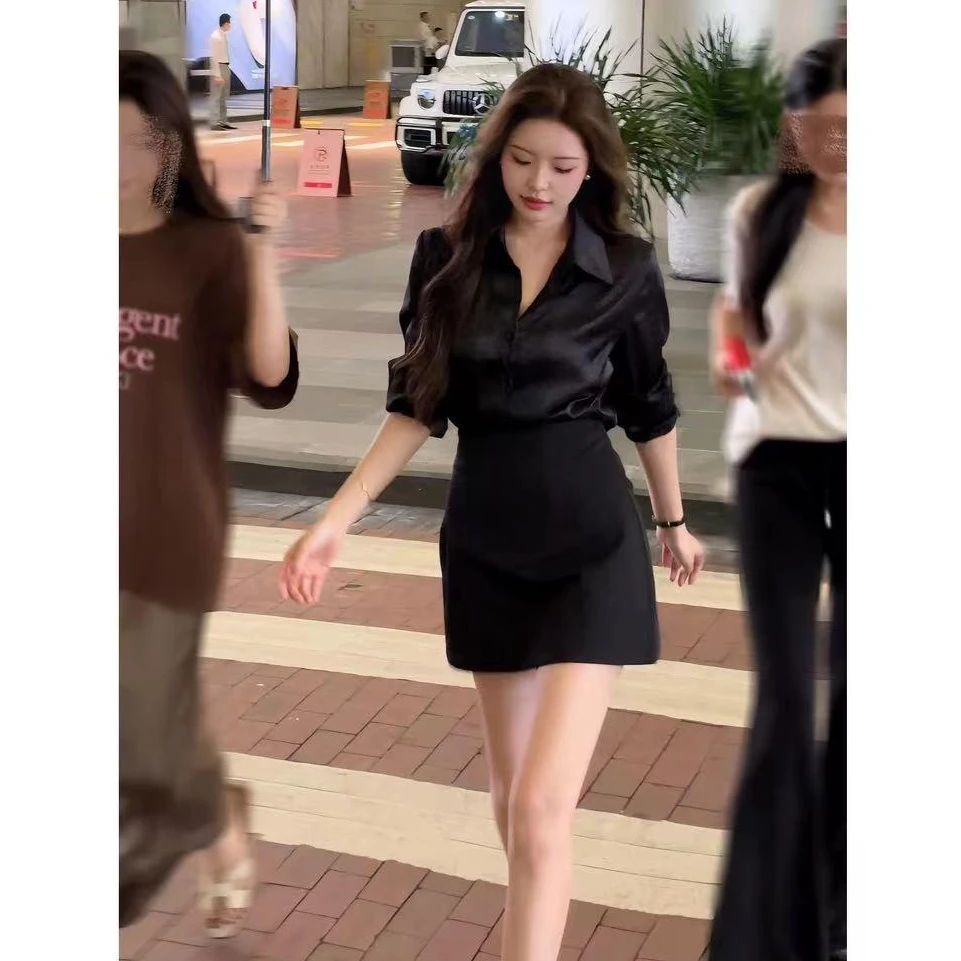 早秋新款韩系高级感气质黑色翻领长袖衬衫女显瘦a字半身裙穿搭