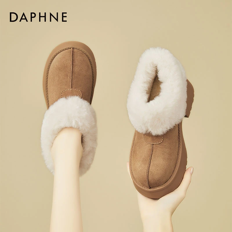 达芙妮一脚蹬面包鞋2025年新款冬季真皮棉鞋女保暖加绒加厚雪地靴