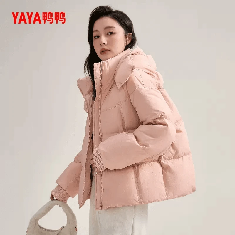 YAYA鸭鸭2024新款冬时尚好羽绒百搭简约休闲连帽外套女款保暖冬季