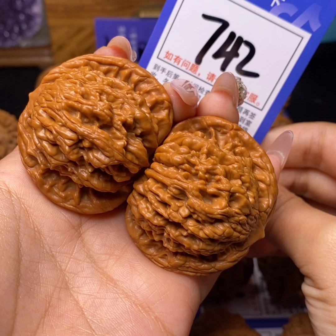 文玩核桃把件48全品至尊虎742