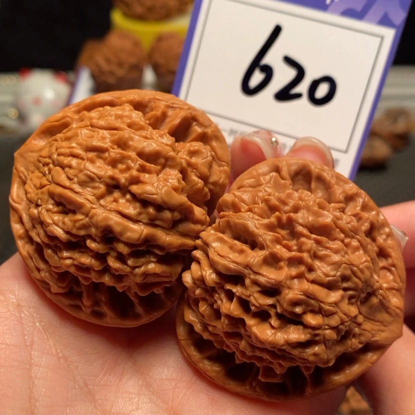 【闪购商品】文玩核桃吊坠48官帽 620