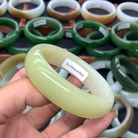 和田玉手镯57+未镶嵌喵**呀