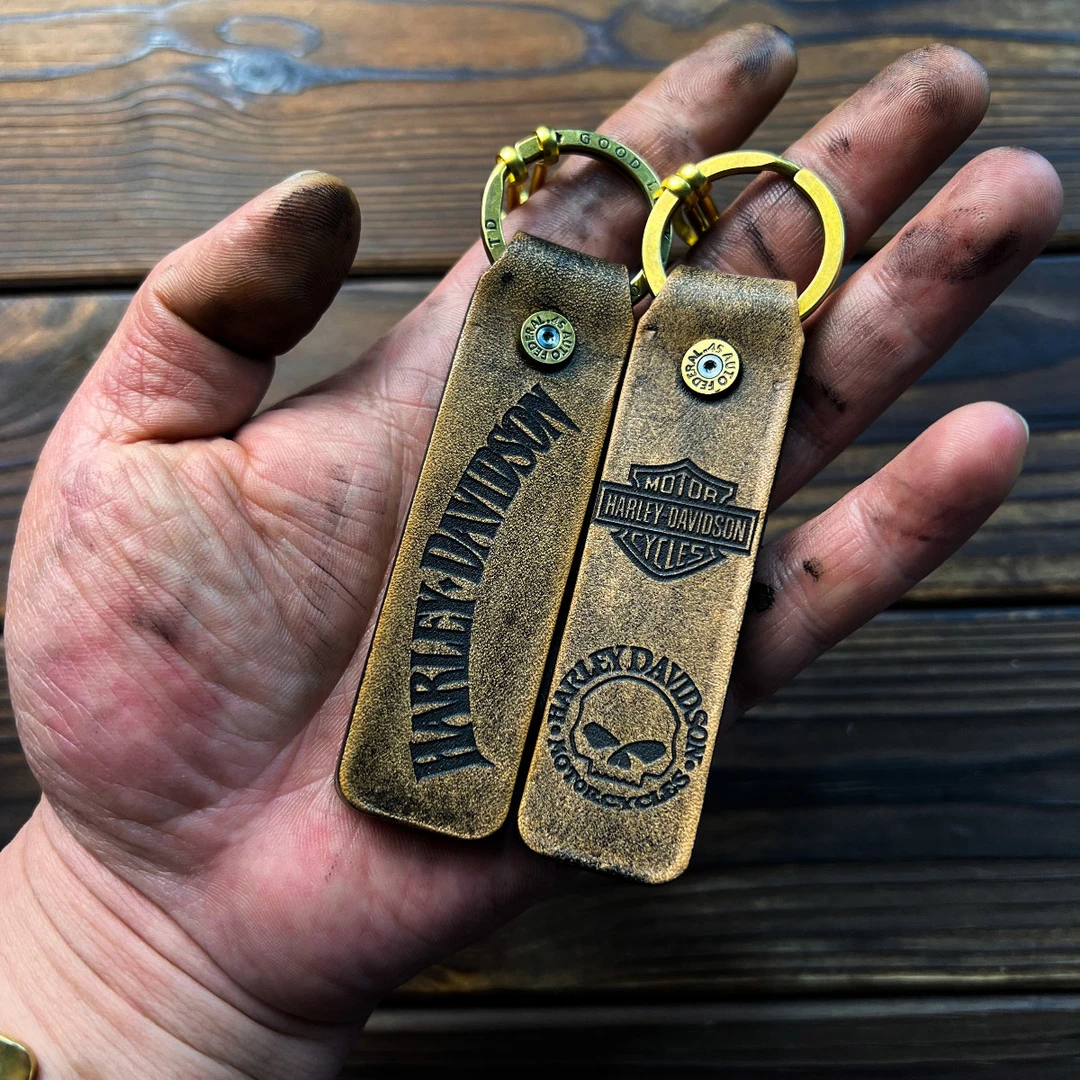 哈雷钥匙扣头层牛皮复古摩托车钥匙扣个性创意汽车钥匙扣纯铜简约