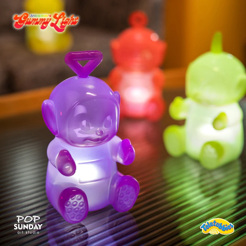 POP SUNDAY品牌天线宝宝拍拍灯玩具绿色可爱柔软持久充电产品潮玩