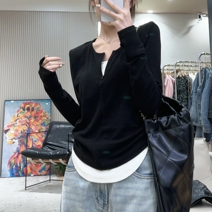春季新款假两件休闲气质长袖设计感t恤上衣时尚百搭纯色打底衫女