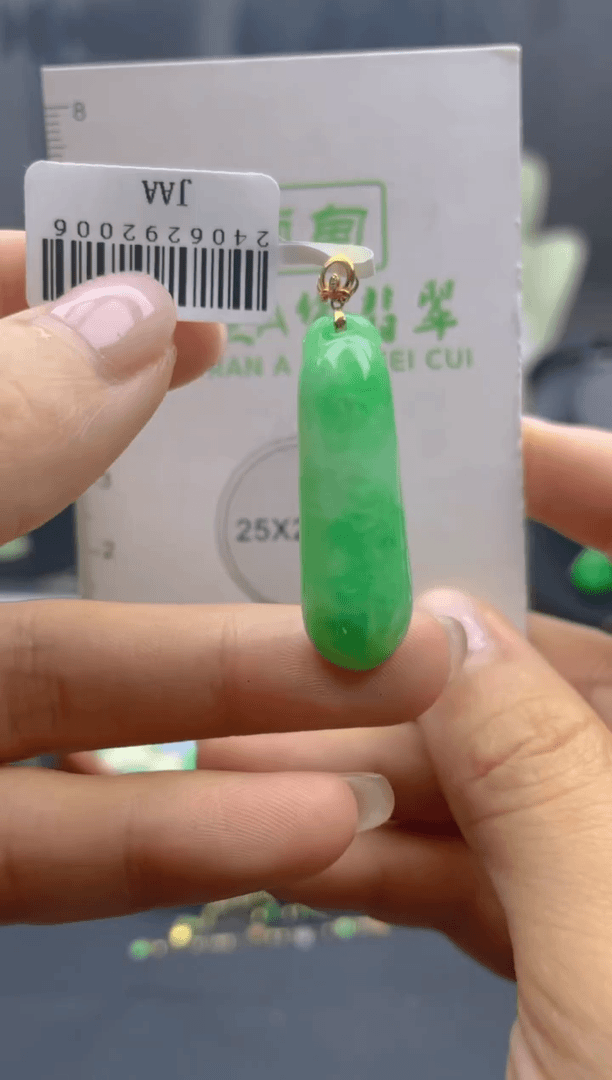 【闪购商品】翡翠颈饰18K金镶嵌新号开播 包邮加24小时鉴赏期