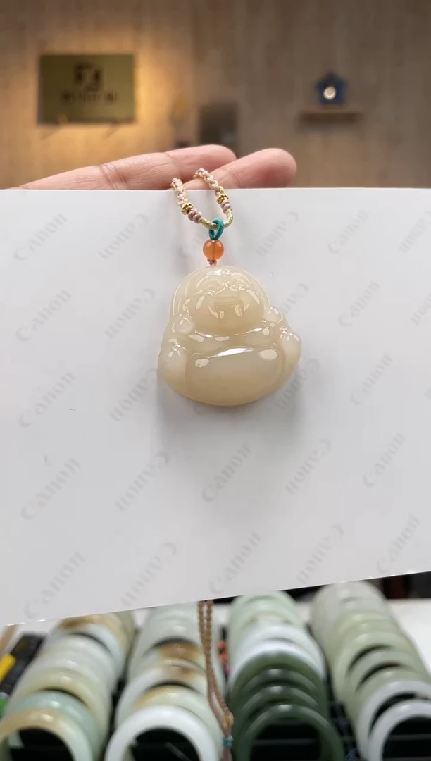 【闪购商品】和田玉颈饰未镶嵌佛公挂件一件