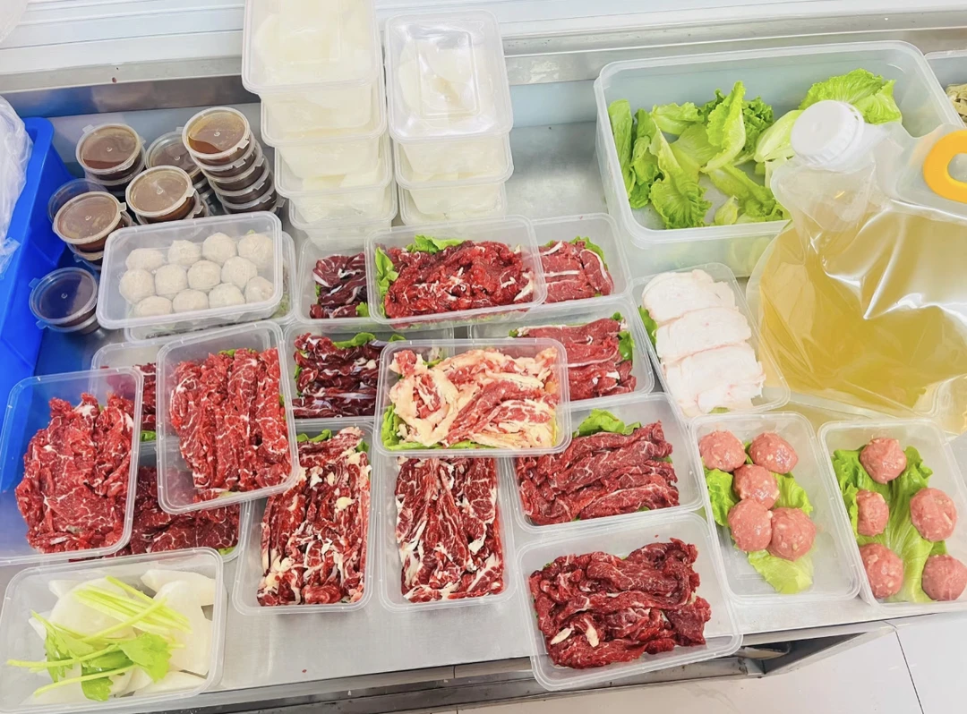 鲜切匙肉250克+二层肥牛250克+鲜切金钱肚250克+蟹皇面沙茶酱1瓶