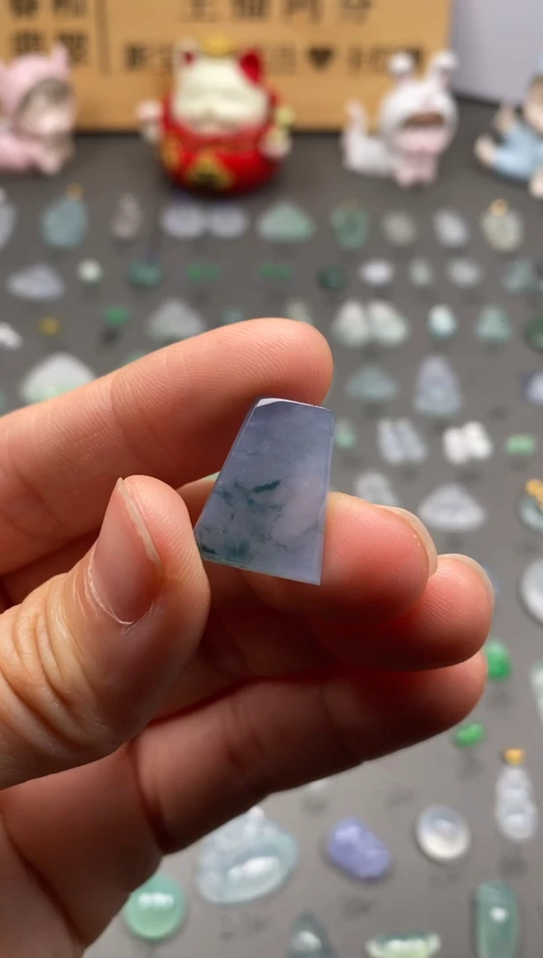 【闪购商品】翡翠颈饰未镶嵌冰紫无事牌/芬