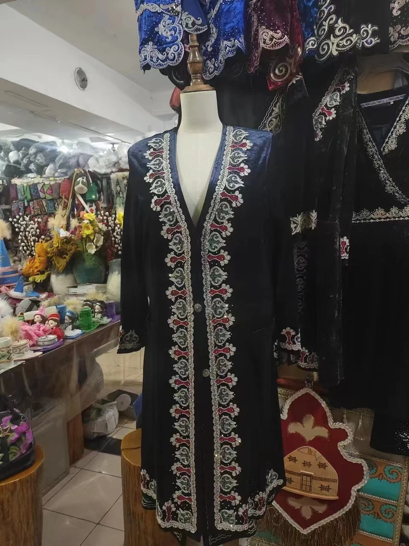 精美民族风绣花外衣