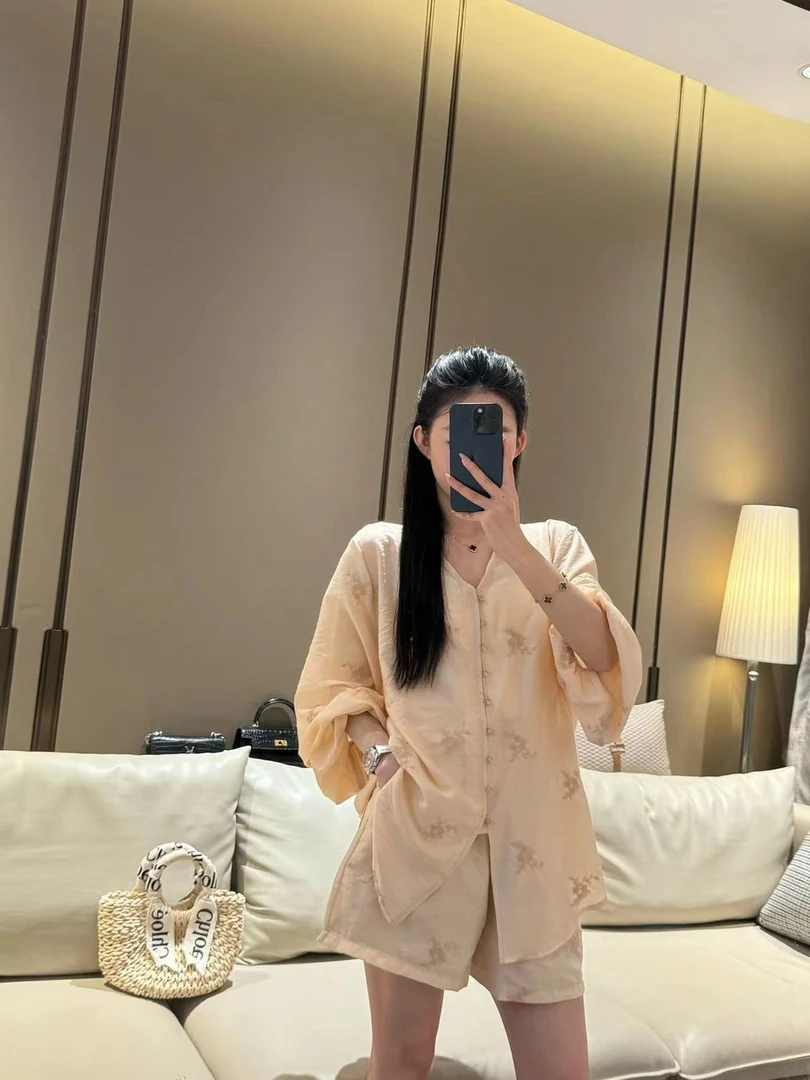 2024新款夏季 小众设计玉珠扣休闲时尚两件套装 国风轻奢提花