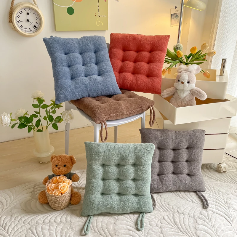 纯色加绒坐垫椅垫屁股垫板凳教室凳子毛绒久坐办公室座垫2024新款