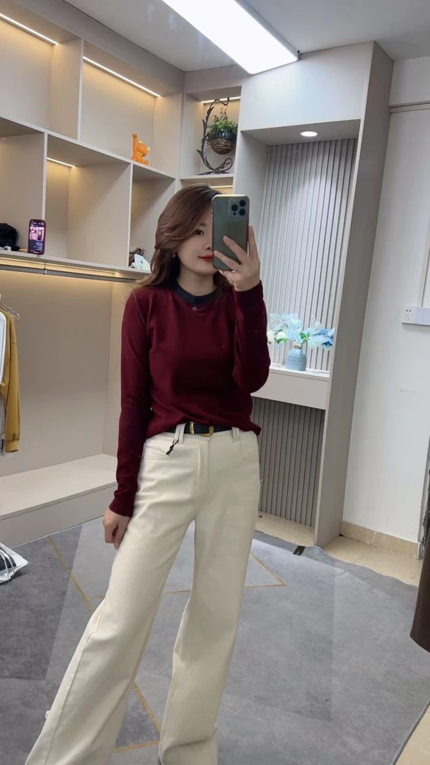 冬款德立绒正肩撞色圆领上衣5175