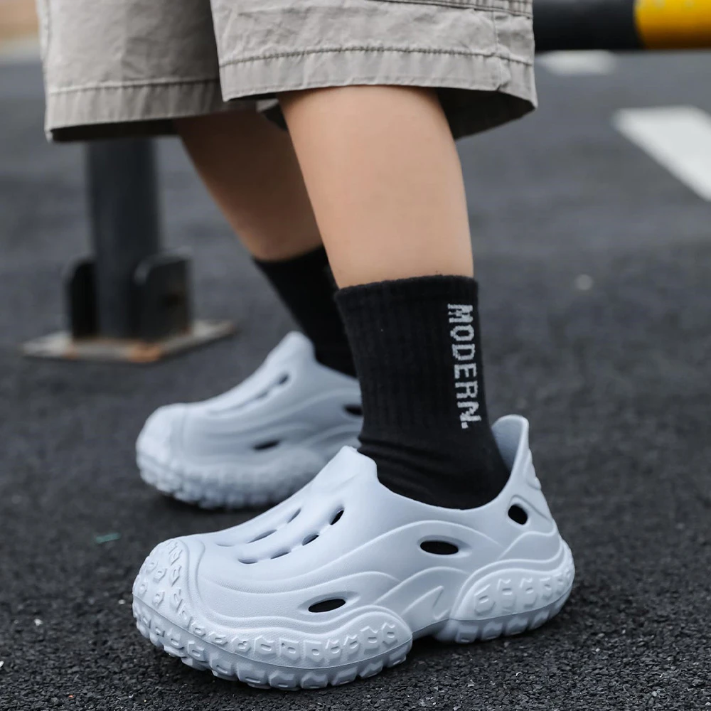 妙优童夏季新款纯色洞洞鞋软底防滑户外休闲运动包头EVA凉拖鞋