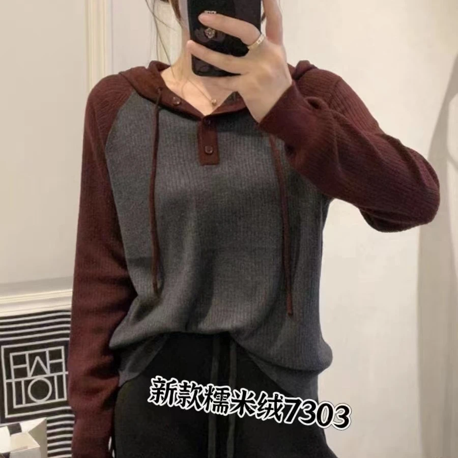 7303冬季连帽拼色毛衣针织衫