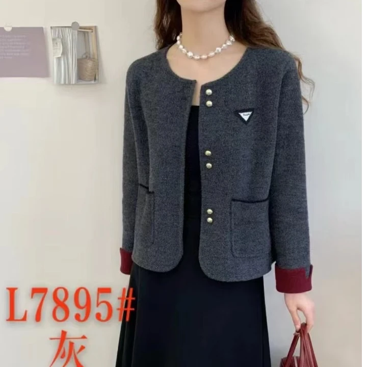 7895冬季短款小香风外套双面水晶尼时尚短外套长度54公分