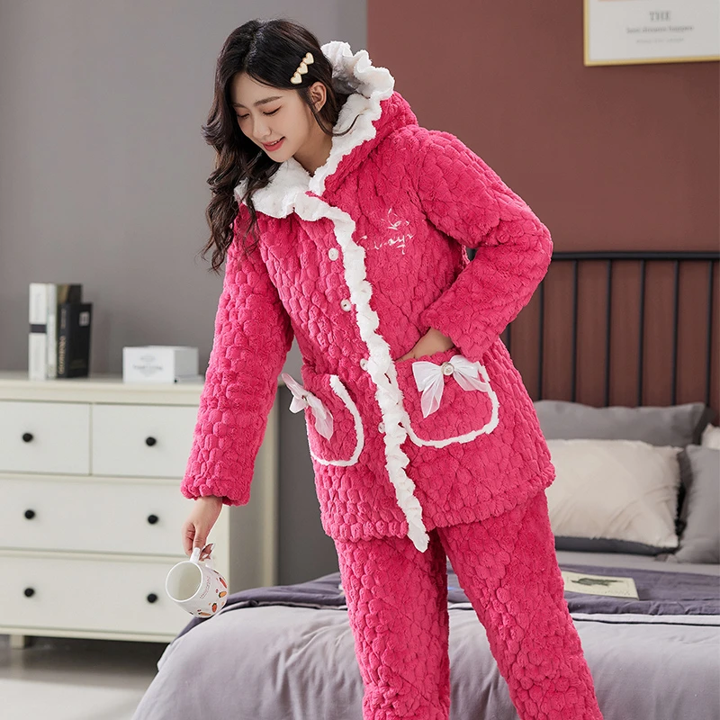 大码女套装冬季珊瑚绒三层夹棉加厚保暖时尚毛绒家居服加绒可外穿