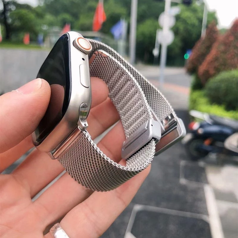 适用iwatchs8表带苹果手表applewatchs7/6网面磁吸折叠扣金属透气