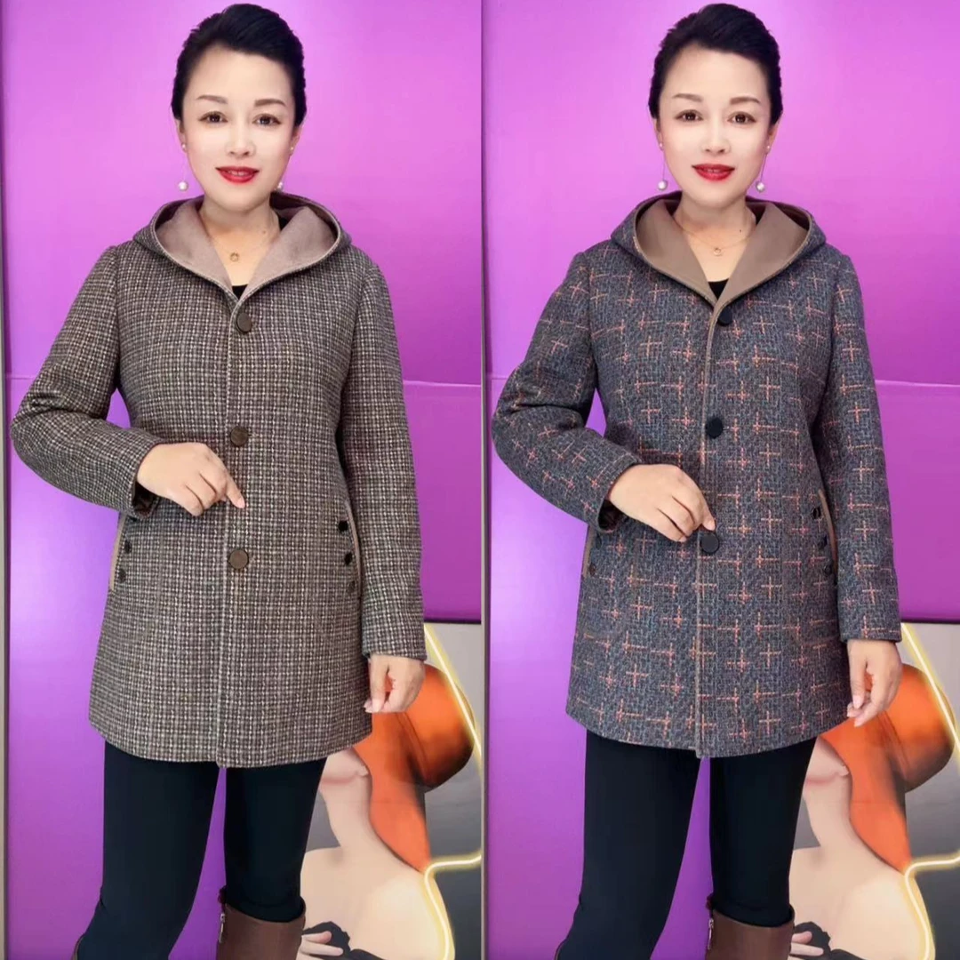 8222连帽妈妈时尚款外套