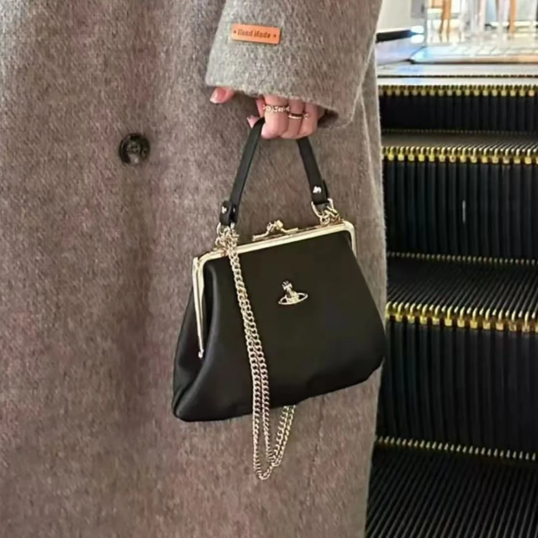 全新未使用 Vivienne Westwood/薇薇安·威斯特伍德 金LOGO饺子包