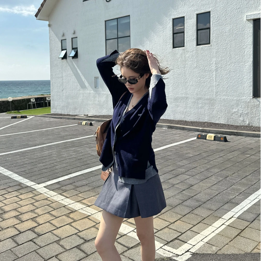 MBNL-F “梅里兰” 2024F/W新品 假两件拼色针织开衫 秦磊XM-L2331