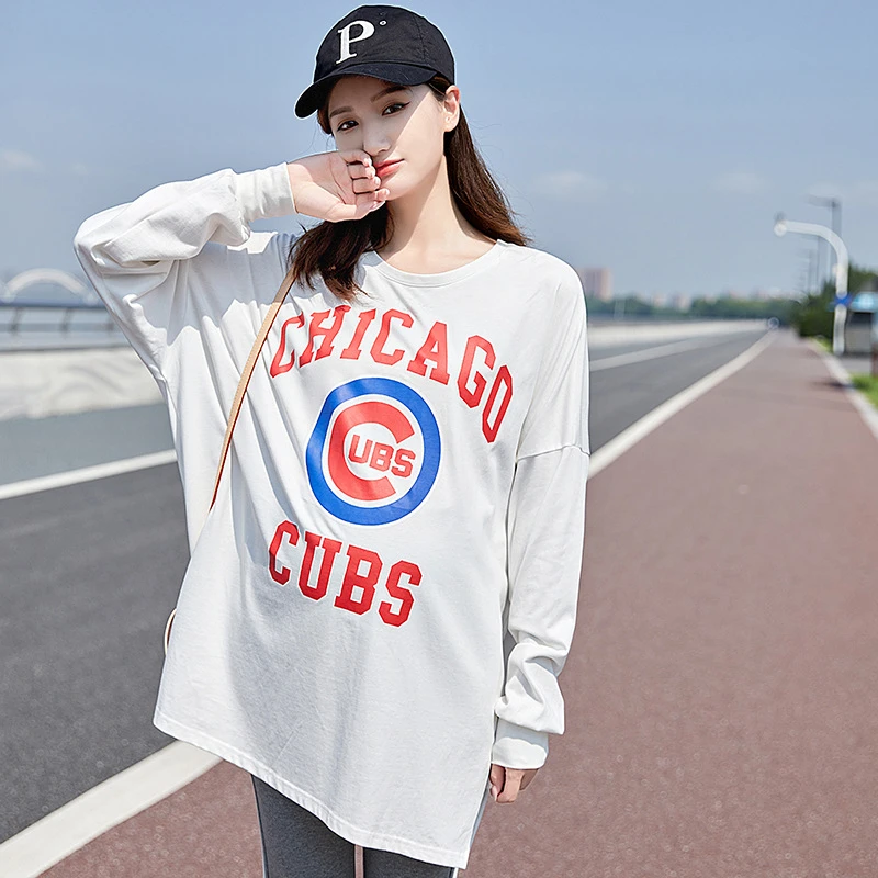 孕妇大码秋季卫衣大码时尚新款休闲宽松蝙蝠长袖圆领字母上衣