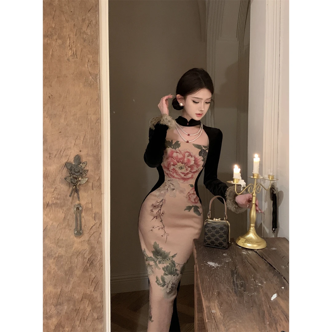 新中式法式中国风女冬新款高级感设计小众连衣裙财阀千金穿搭裙子