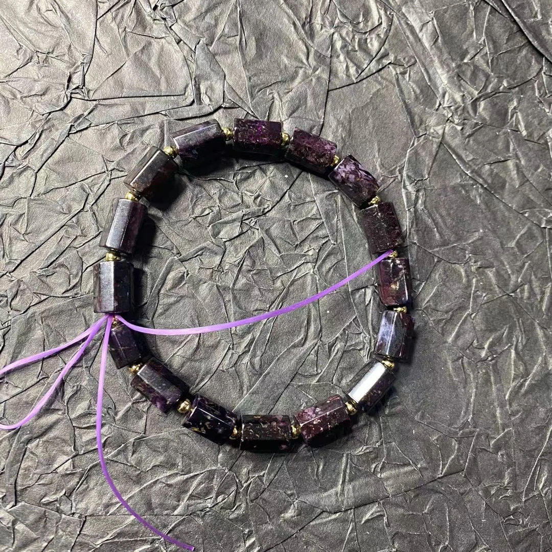 老四精选 舒八棱柱手串C0010