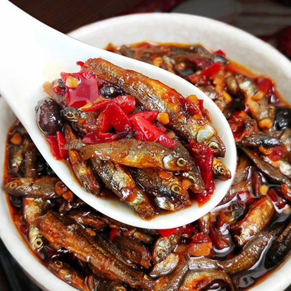 湖南特产 剁椒火焙鱼 下饭菜 香辣柴火鱼