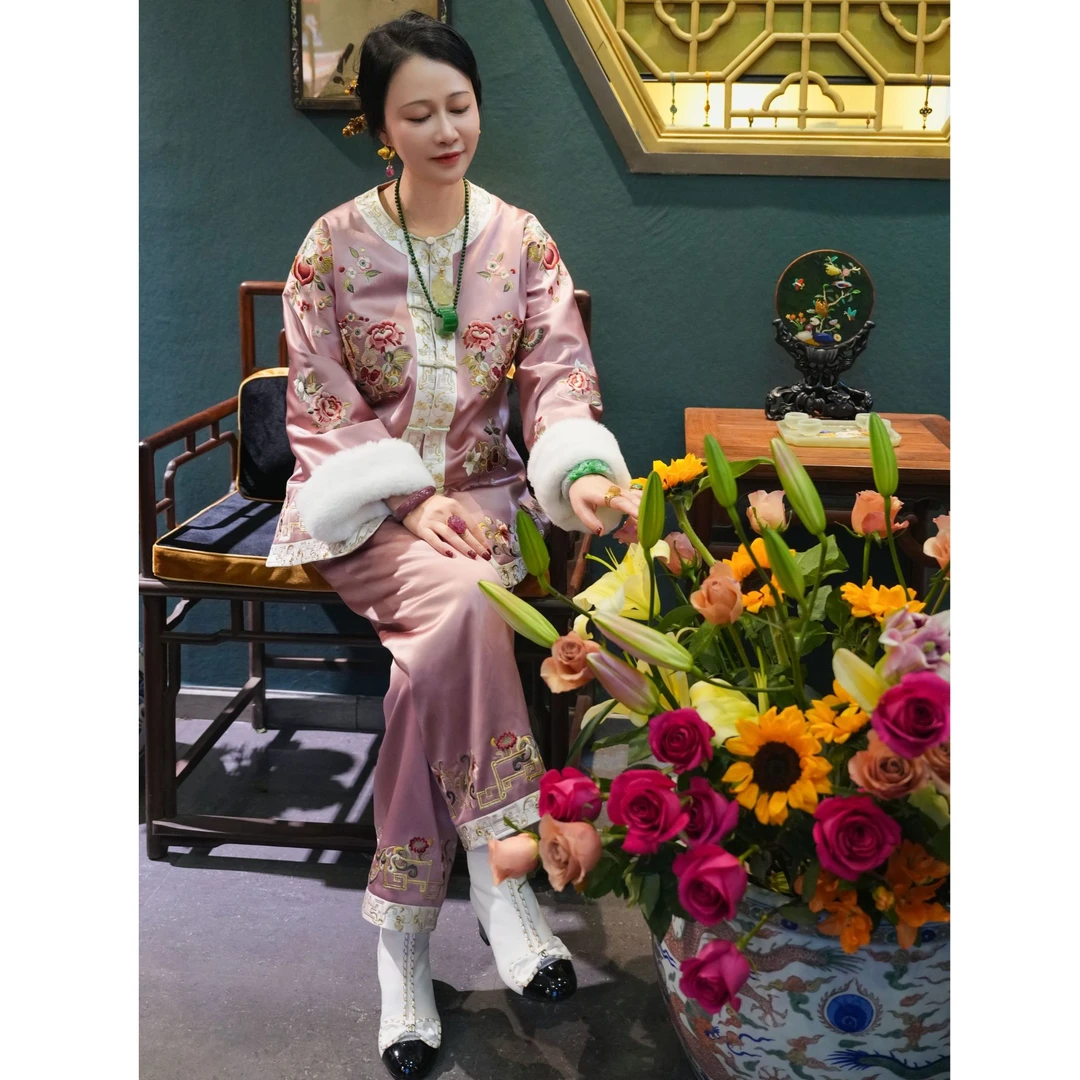 【云裳溪2024｜11月杭州新款预售】国风桃粉色毛毛袖重工刺绣套装