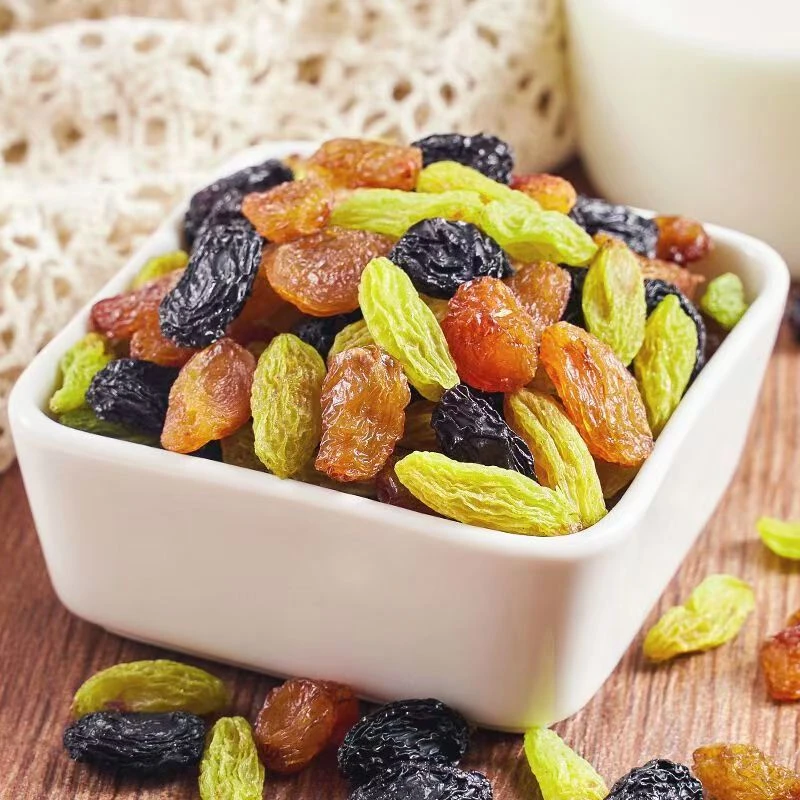 新疆吐鲁番三色葡萄干酸甜可口颗颗饱满无核天然免洗散装