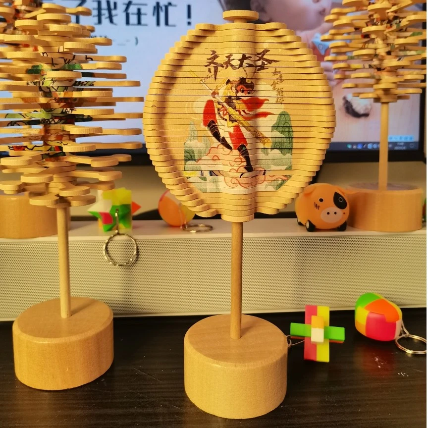 钢铁侠旋转蜘蛛侠叠叠乐小萌猪GG棒解压玩具孙悟空创意礼物