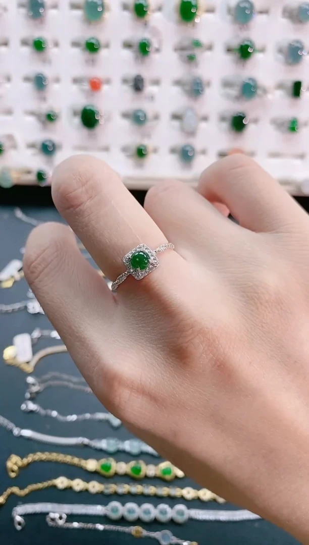 【闪购商品】翡翠戒指银S925镶嵌天然翡翠