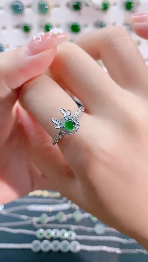 【闪购商品】翡翠戒指银S925镶嵌天然翡翠