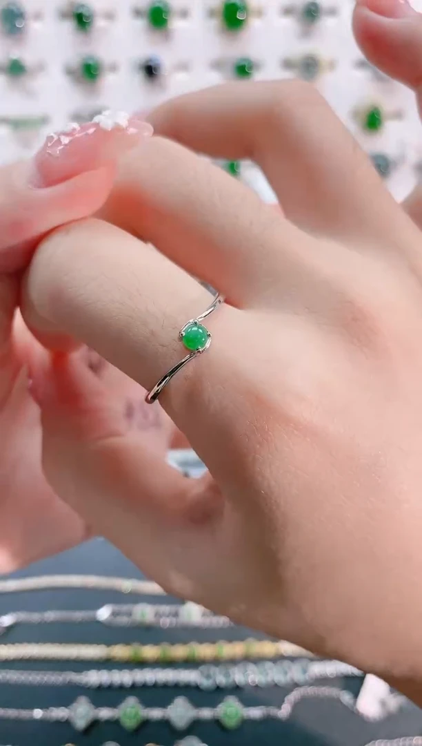 【闪购商品】翡翠戒指银S925镶嵌天然翡翠