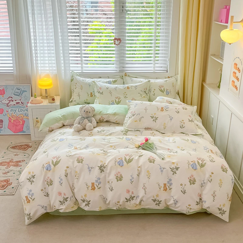 100全棉亲肤学生可爱卡通四季床上用品四件套印花碎花简约