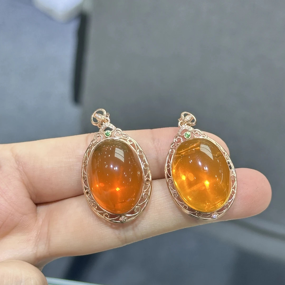 ZH1408天然欧泊椭圆吊坠23*17*8mm多样性发其一