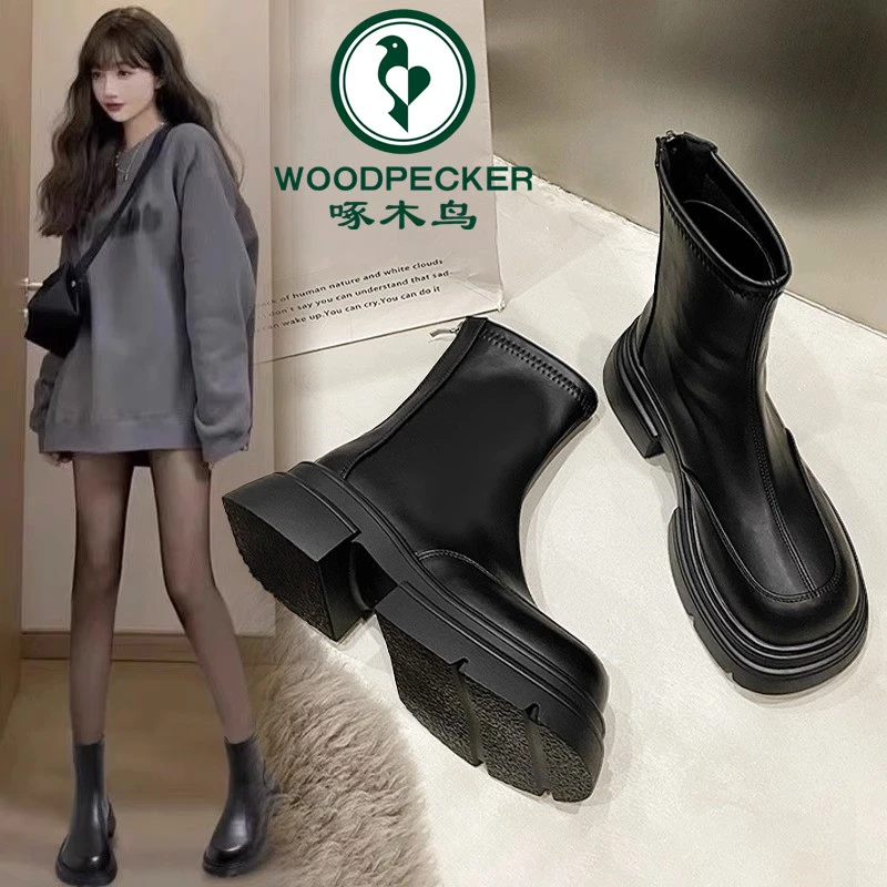 啄木鸟厚底黑色马丁靴女2025年秋冬新款方头时尚瘦瘦靴加绒小短靴