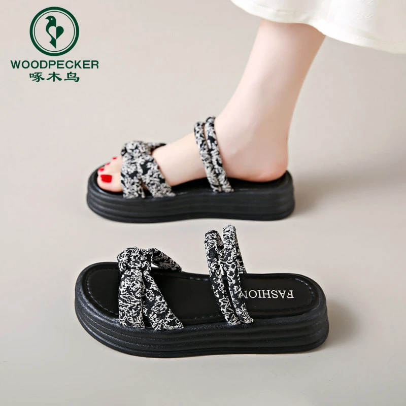 啄木鸟外穿厚底拖鞋女2024年新款夏季上班凉拖配裙子两穿国风凉鞋